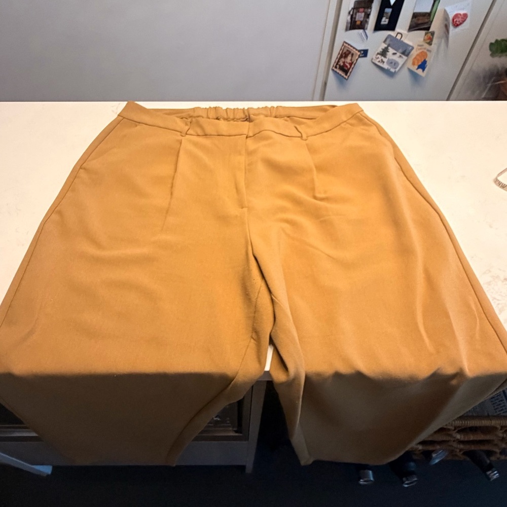 Old Navy Taylor Trousers
